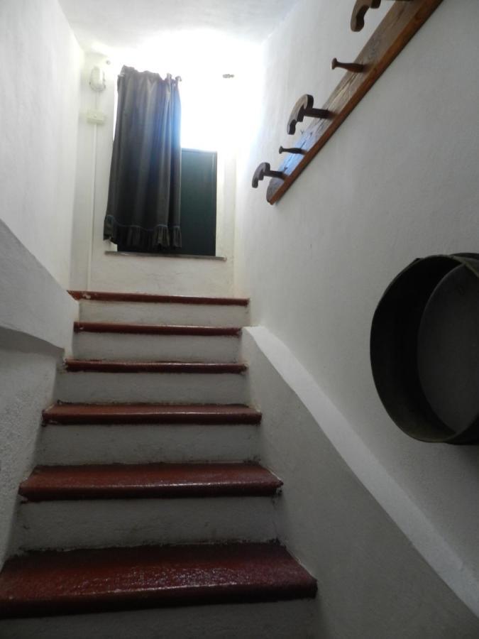 Trilocale In Dimora Tipica Montale (Liguria) Exterior foto